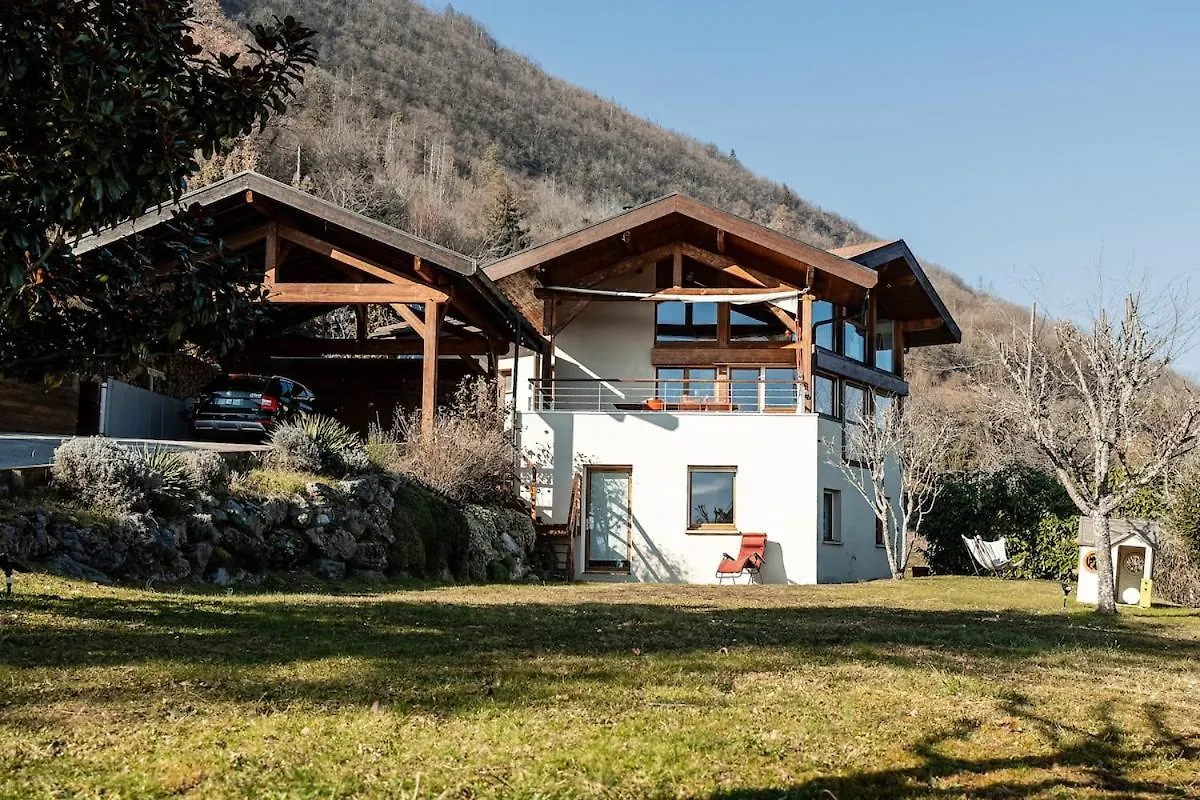Maison Entre Lac Et Montagnes Vue Imprenable Sevrier Holiday home